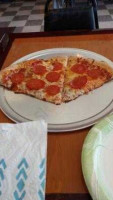 Davinos Queens Pizza food