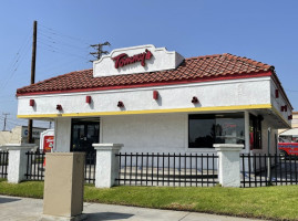 Original Tommy's Hamburgers food