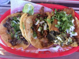 El Paisano Tacos food