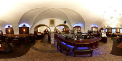 Cafe Glockenspiel inside