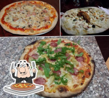 Pizzeria Mari E Delfi food