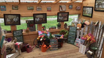 Country Cabin Bake Shop outside