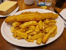 Tompsons Fish And Chip And Takeaway food