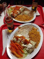 Tacos La Jaunita food