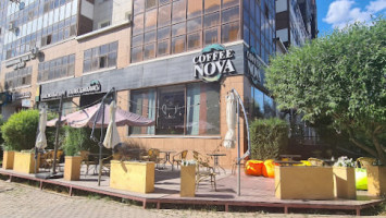 Coffeenova outside