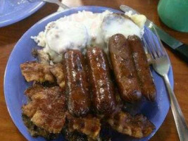 Golden Corral food