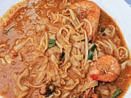 Malinja Char Keow Teow food