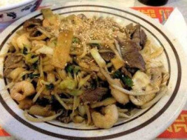 Ton's Mongolian Grill Bbq food