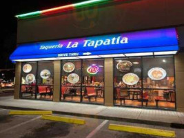 Taqueria La Tapatia No 3 inside