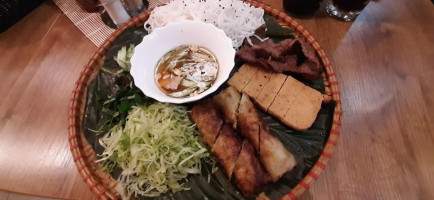 Viet Home Vietnamská Reštaurácia food