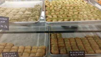 Taskin Bakery food