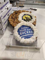 Insomnia Cookies food