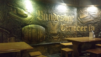 Cerveceria Bundesbar inside