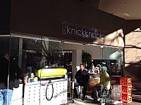 Knickknack Cafe people