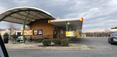 Sonic Drive-in outside