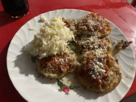 Zapandu (cenaduria: Garnachas Y Pollo Garnachero food