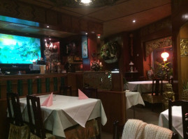 China Restaurant Jade inside