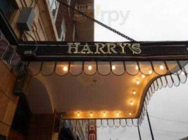 Harry's Restaurant food