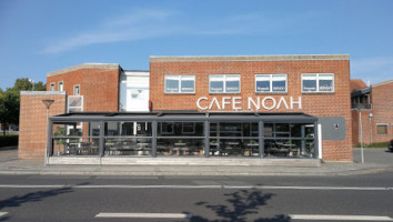 Cafe Noah outside