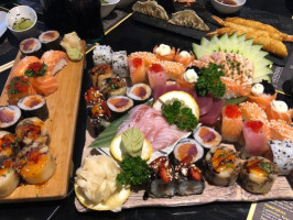 Yukimura Sushi food