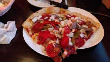 Nunzio's Pizzeria food