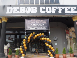 Debob Coffee Western Food outside