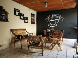 Coffee Shop El Gremio inside