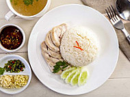 Dong Dong Hainanese Chicken Rice (480 Toa Payoh Gourmet Paradise By Koufu) food