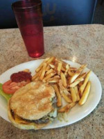 Livingston's Cafe food