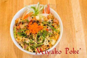 Miyako Poké Bowl food