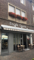 Eiscafe Cavone inside