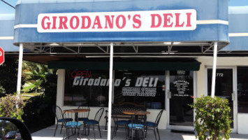 Girodano's Deli inside