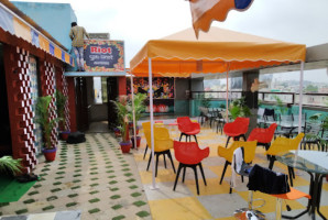 Mati Rooftop And Cafe inside