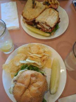 Chris' Ny Sandwich Co. food