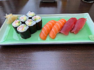Kisaku Sushi food