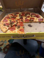 Hungry Howie's Pizza food