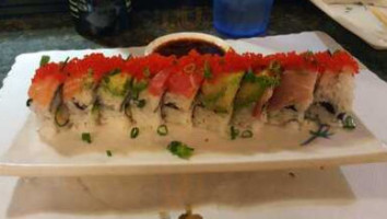 Kitzmo Sushi food