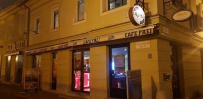 Cafe Frei inside
