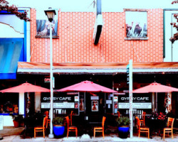 Gypsy General Store Pie outside