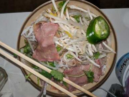 Saigon Unphogettabowl food