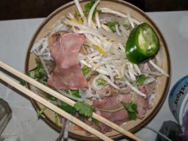 Saigon Unphogettabowl food