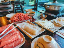 Tetsu Revolving Sushi Dining food