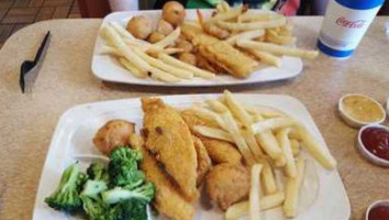 Captain D's Seafood Restaurant food