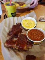 Dickey's Barbecue Pit food