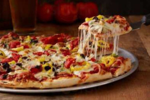 Beer Barrel Pizza Grill food