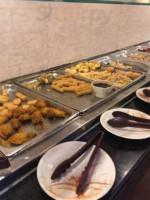 Koki Buffet food