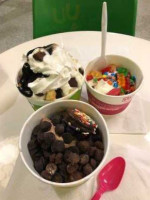 Sweet Frog Frozen Yogurt food