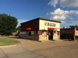 Cowboys Donut outside