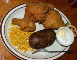 Red Rooster Grill and Pub food