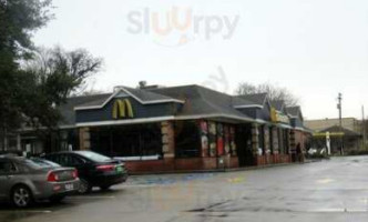 Mcdonald's outside